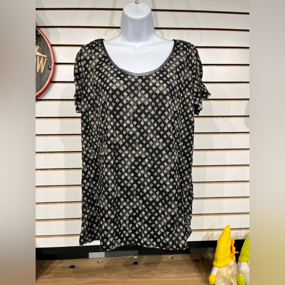 Simply Vera tee size large - Picture 2 of 8